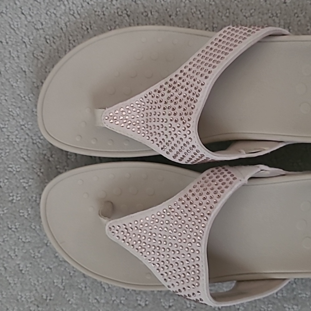 Vionic Women's Naples Platform Sandal - Toe Post Sandals with Concealed Arch Sup